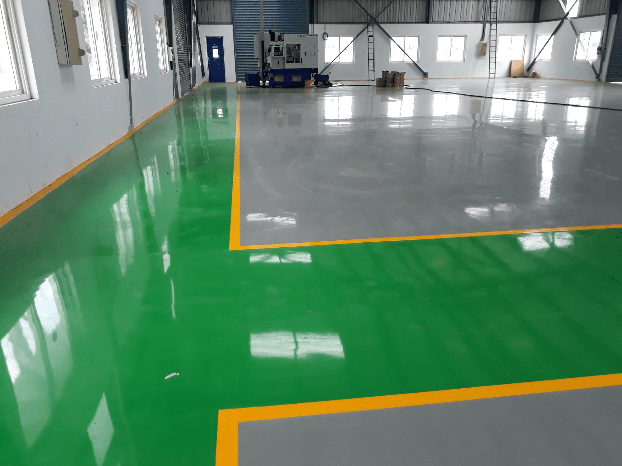 How to Choose the Right Industrial Epoxy Flooring Contractor